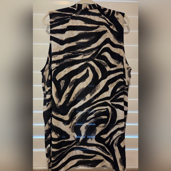 Susan Graver Open Front Sleeveless Sheer Top - Picture 2 of 4